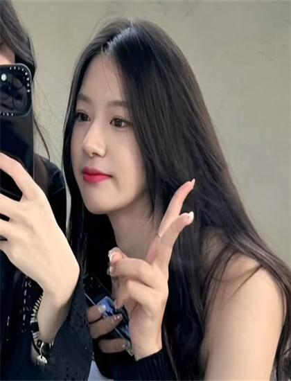 被告的新娘人性探讨：人性本质与道德困境思考